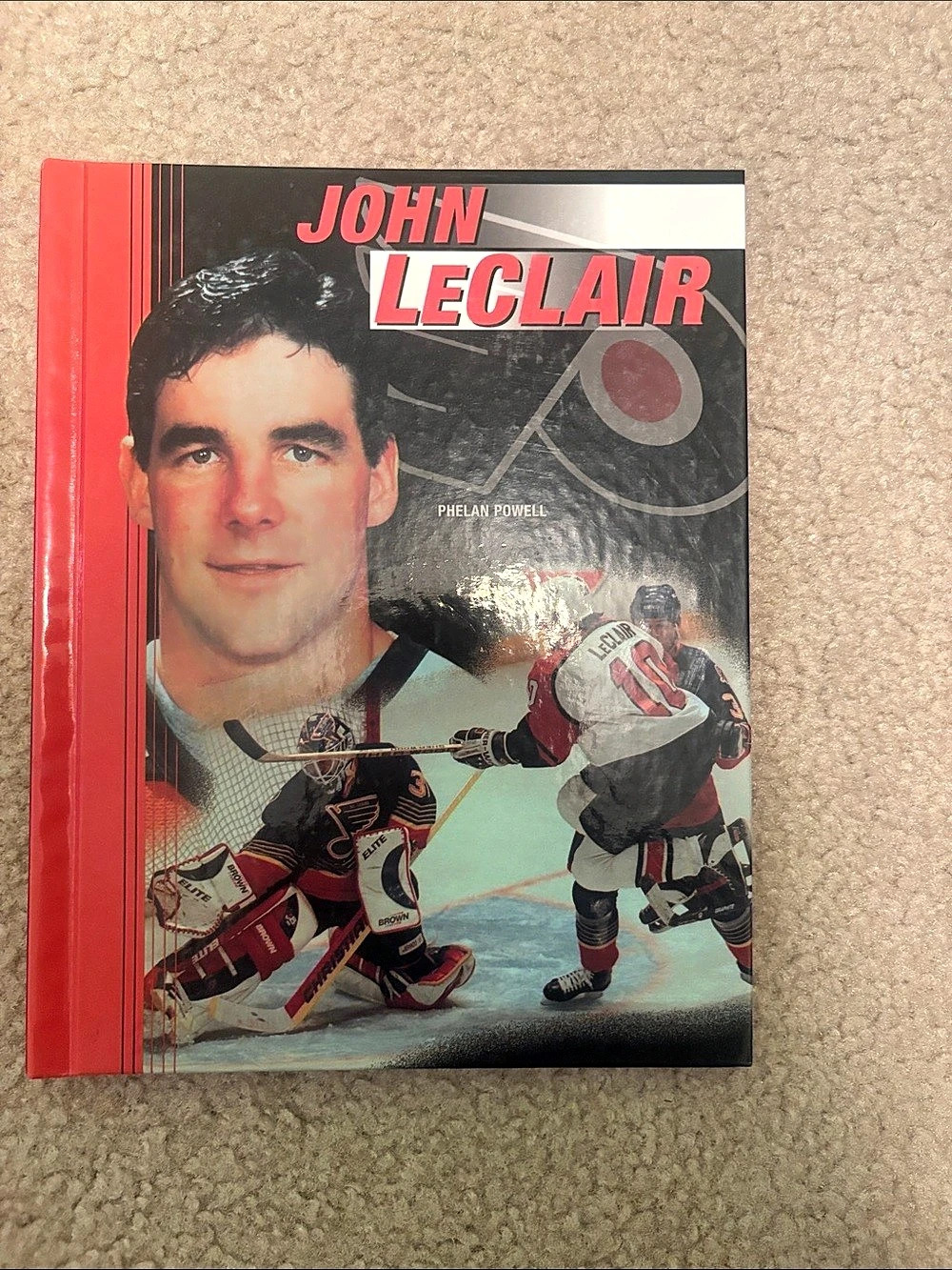 Chelsea House Publishers John LeClair (Ice Hockey Legends) Hockey Biography Book